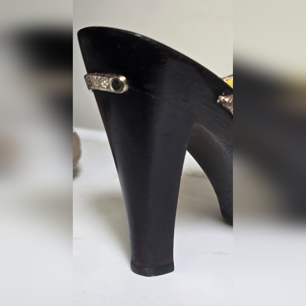 Michael Kors Astor Leather Bronze Studded Mules 7 - Picture 10 of 12
